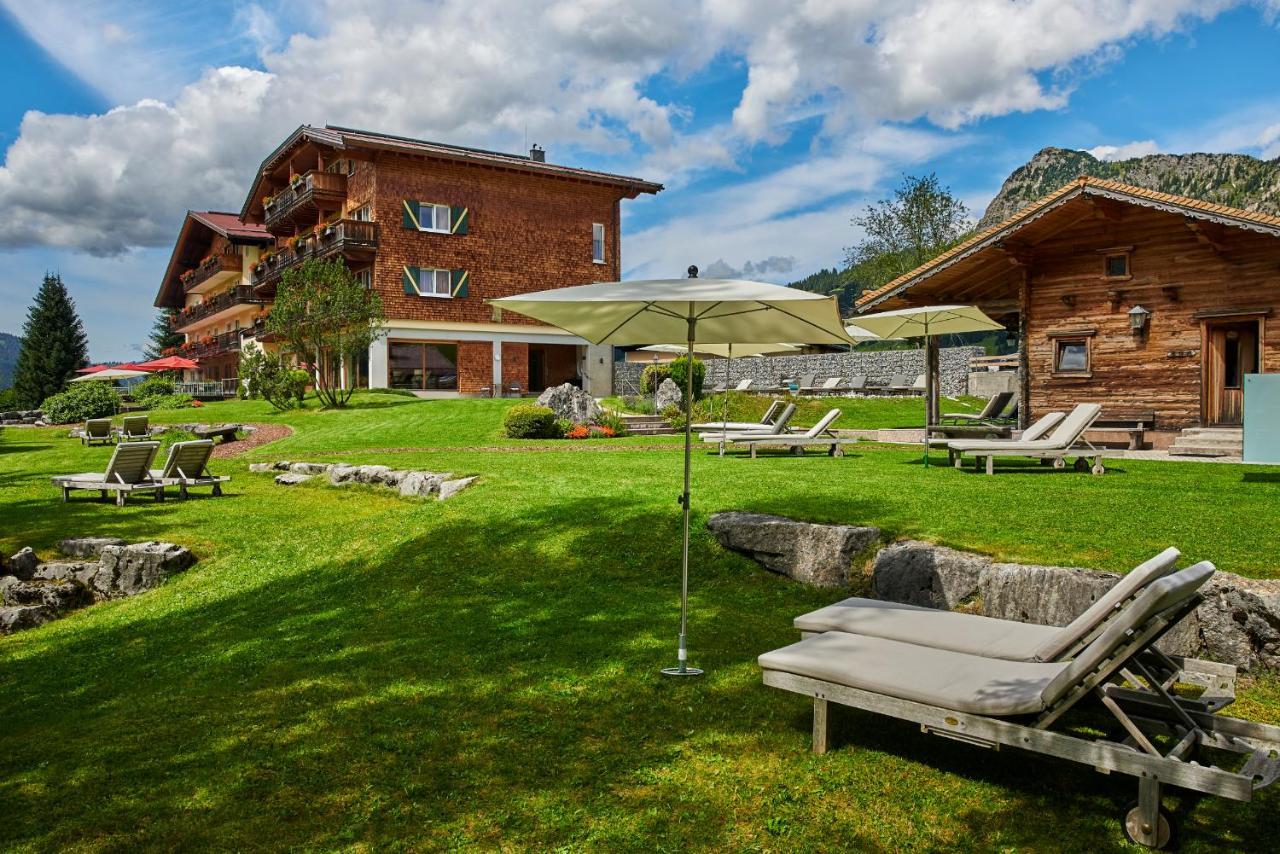 Hotel Hohenfels Tannheim Exteriör bild